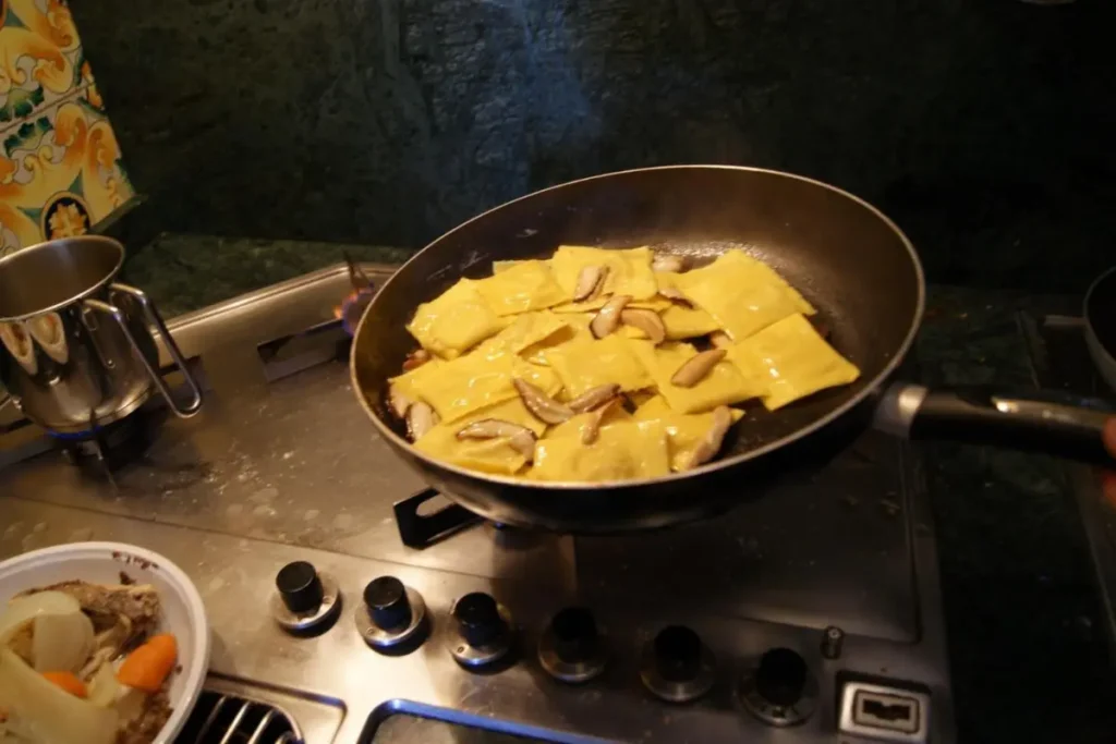 Cooking Class a Roma con visita al mercato e pasta fresca sull’Isola Tiberina