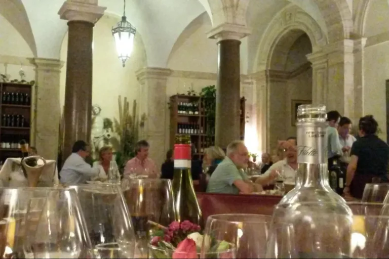 Cena Gourmet con Wine Pairing a Roma