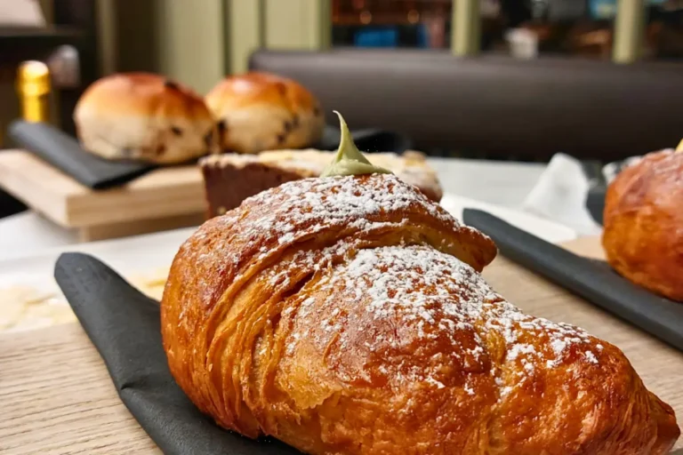 Maritozzi e Colazione Romana: Tour a Roma Trastevere
