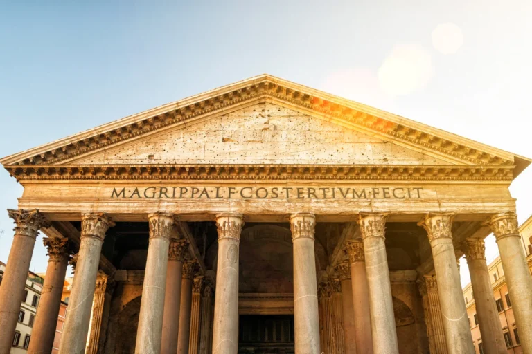 Tour giornaliero tra Piazze e Fontane di Roma e Musei Vaticani