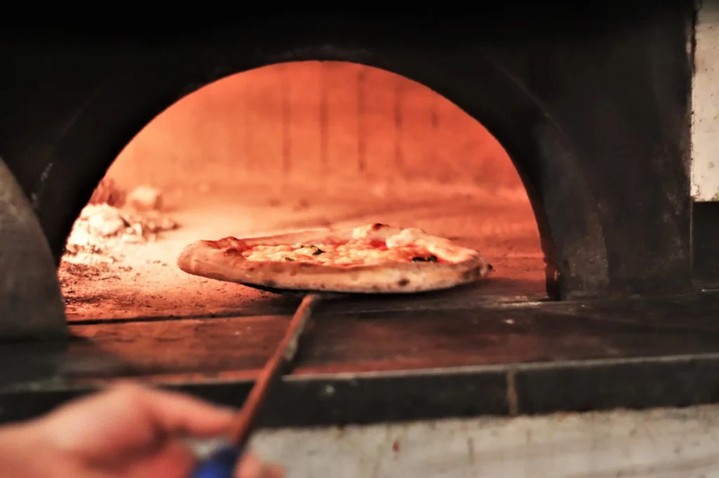 Walking Tour del Centro Storico e Pizza Making Experience a Roma